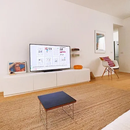 Design Loft In The Heart Of -bright For 4 Appartamento Olbia